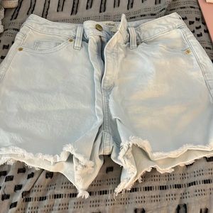 blue light wash jean shorts